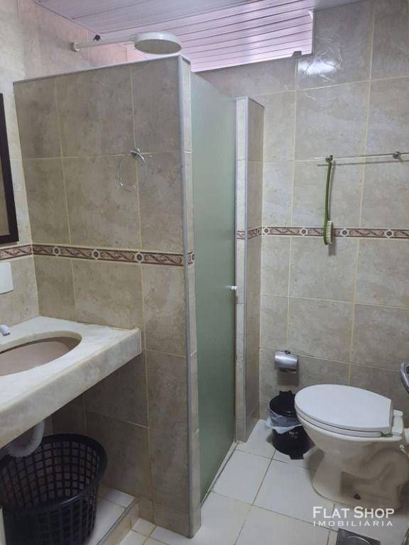 Apartamento à venda com 3 quartos, 137m² - Foto 18