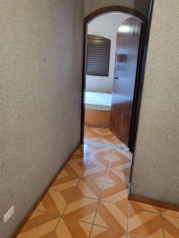 Sobrado à venda com 4 quartos, 200m² - Foto 19