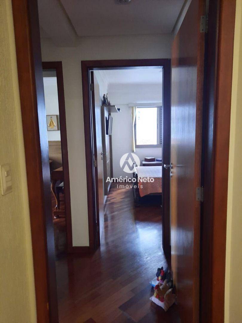 Apartamento à venda com 3 quartos, 120m² - Foto 5