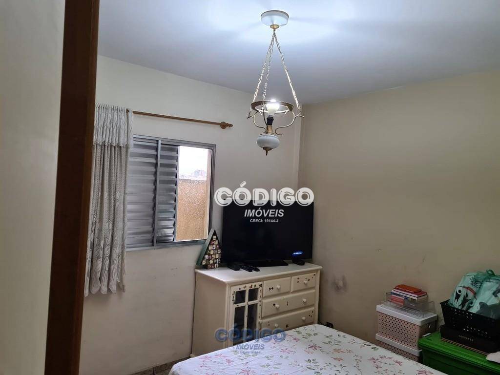 Apartamento à venda com 2 quartos, 73m² - Foto 4