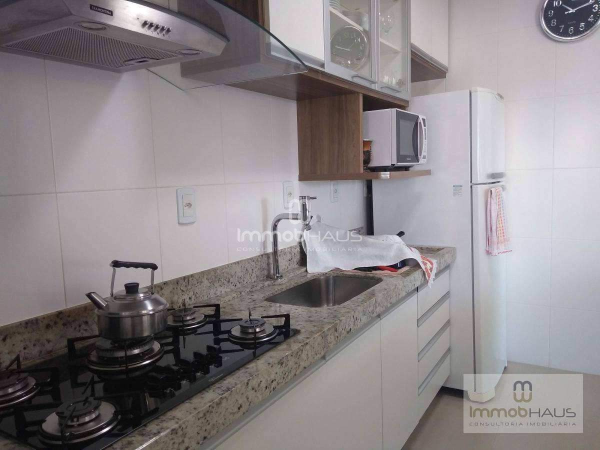 Apartamento à venda com 3 quartos, 120m² - Foto 11