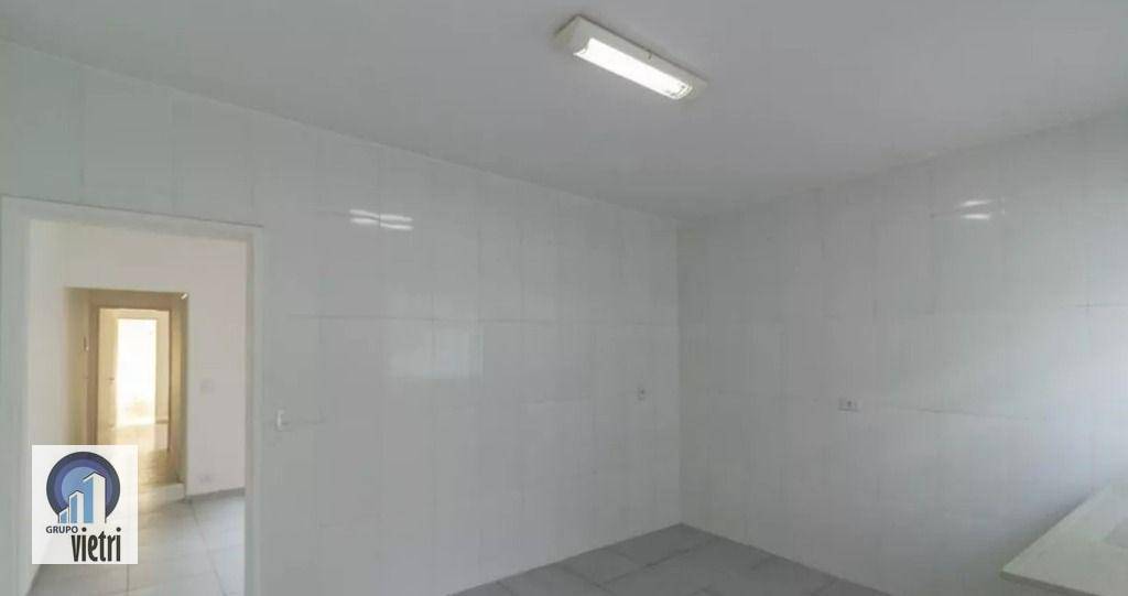 Casa para alugar com 2 quartos, 50m² - Foto 19