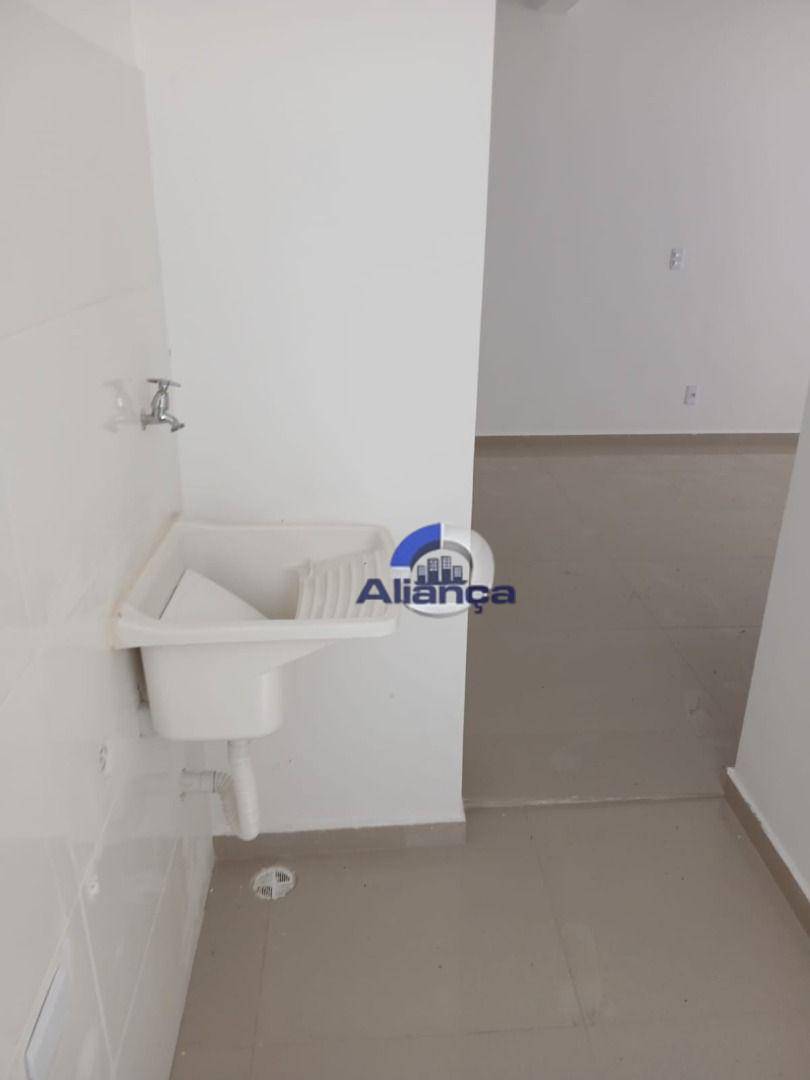 Apartamento à venda com 2 quartos, 42m² - Foto 4