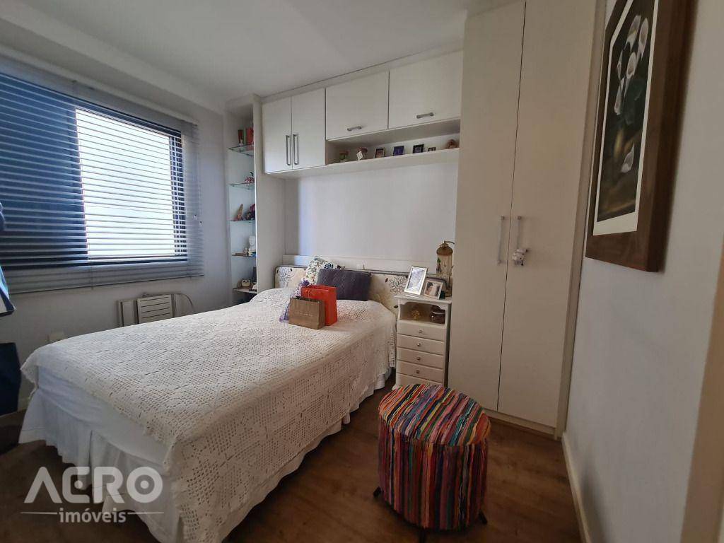 Apartamento à venda com 3 quartos, 107m² - Foto 20