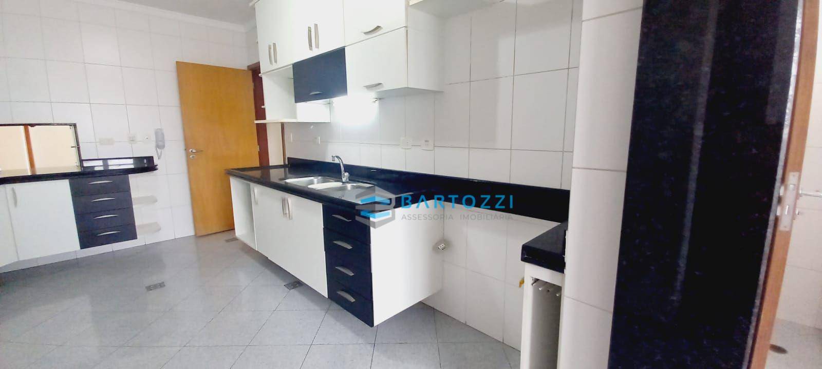 Apartamento à venda com 3 quartos, 164m² - Foto 11