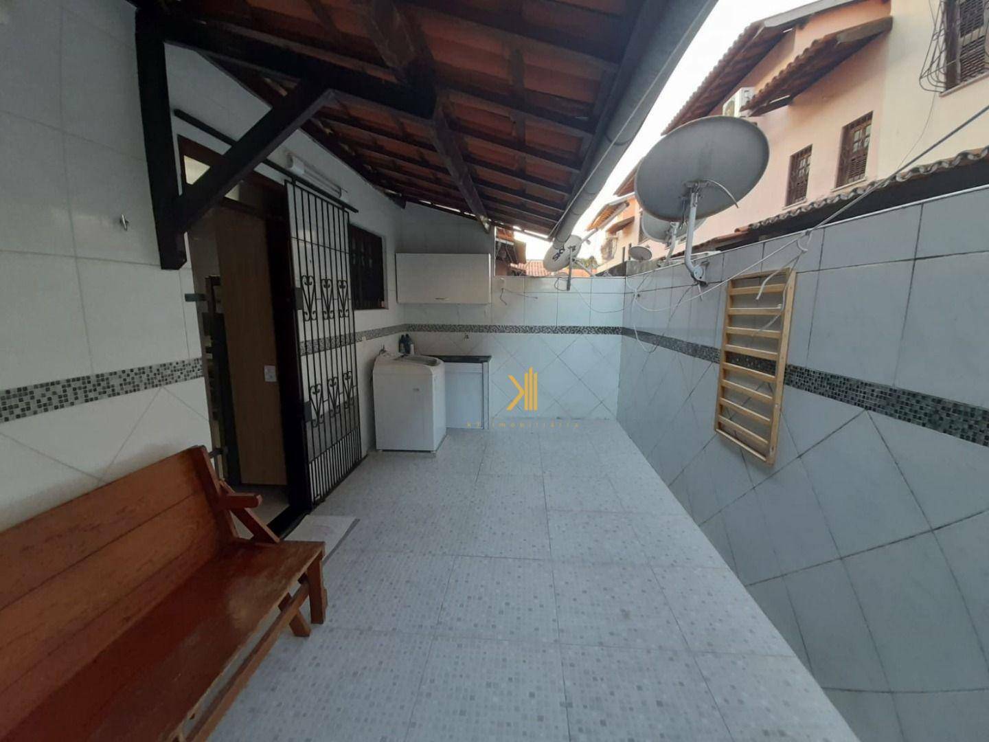 Casa à venda com 3 quartos, 91m² - Foto 9