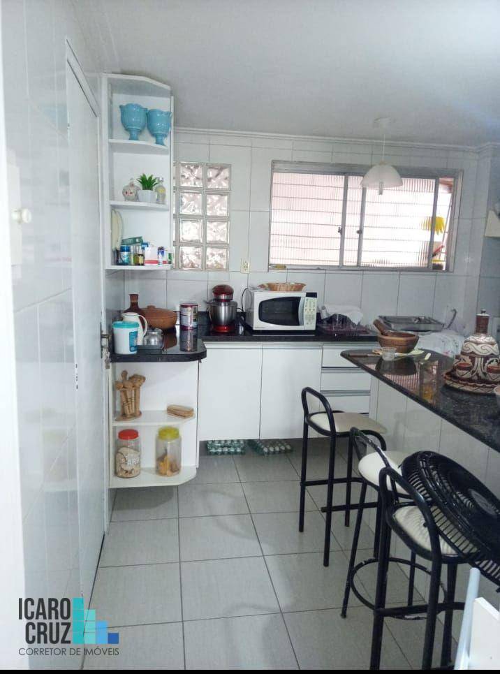 Apartamento à venda com 3 quartos, 80m² - Foto 4