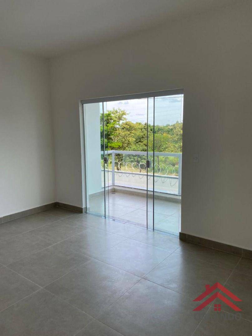 Apartamento à venda com 2 quartos, 61m² - Foto 2