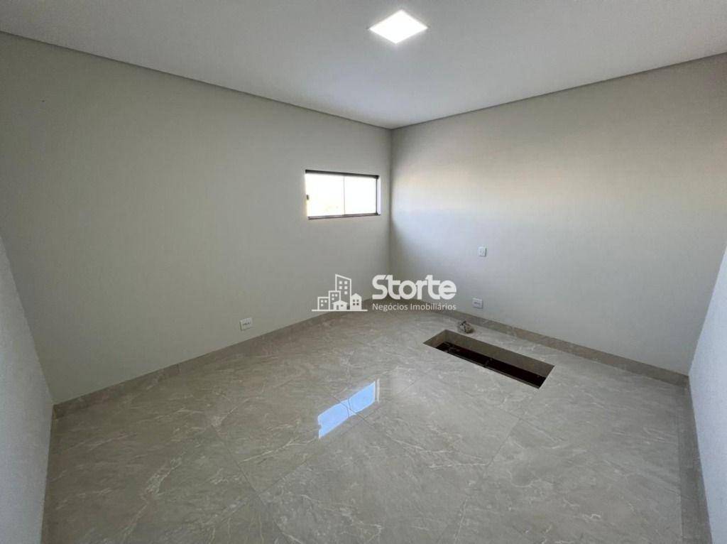 Casa de Condomínio à venda com 3 quartos, 206m² - Foto 9