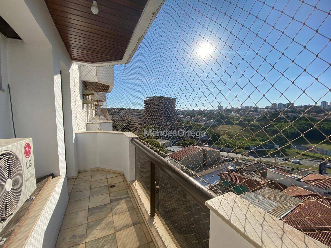 Apartamento para alugar com 3 quartos, 206m² - Foto 47