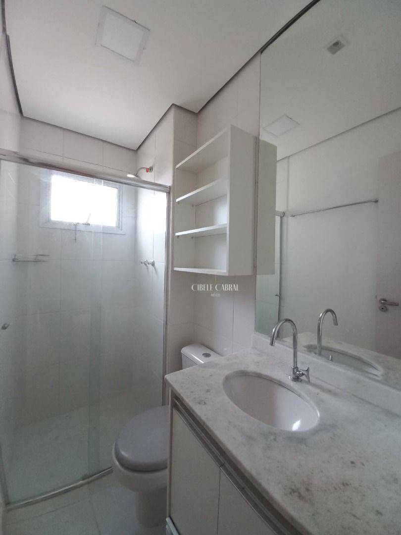 Apartamento à venda e aluguel com 3 quartos, 72m² - Foto 17