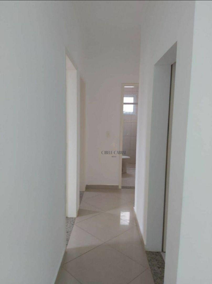 Apartamento à venda com 3 quartos, 75m² - Foto 7