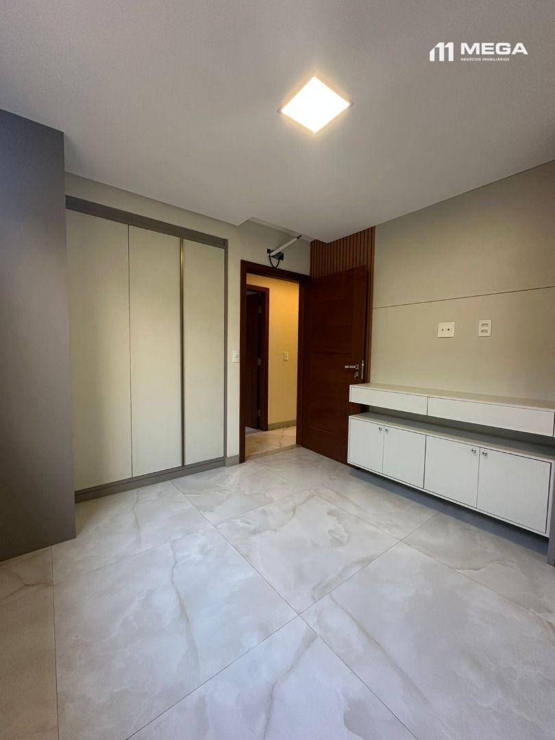 Casa de Condomínio à venda com 3 quartos, 294m² - Foto 5