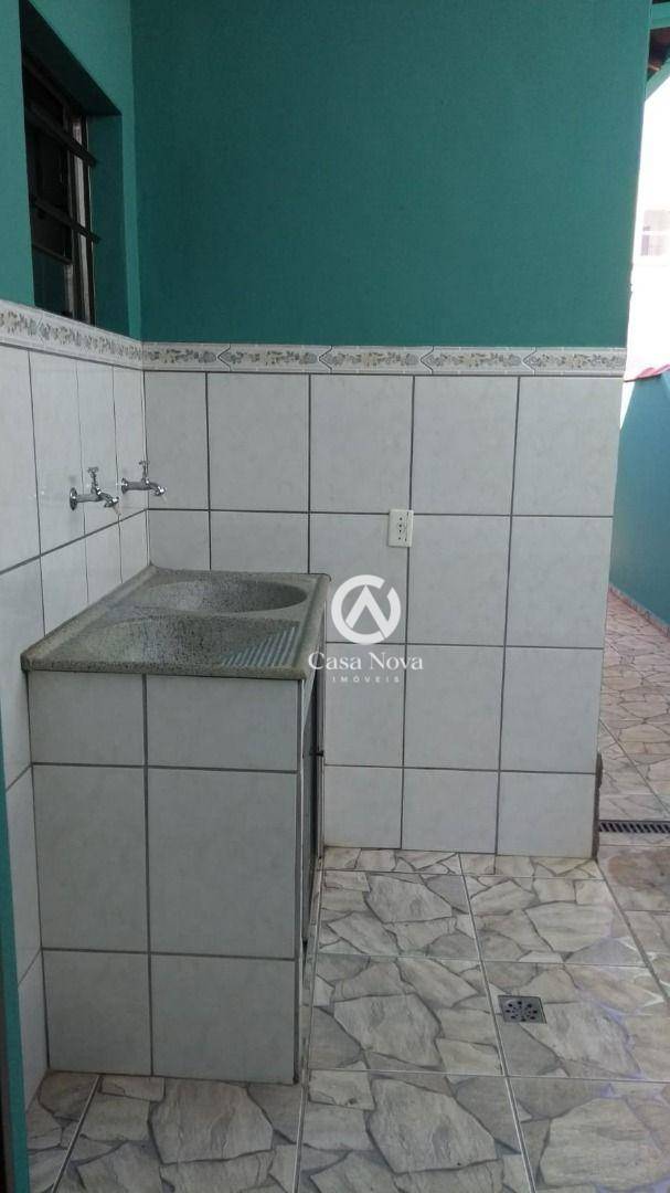 Casa à venda com 3 quartos, 150m² - Foto 11