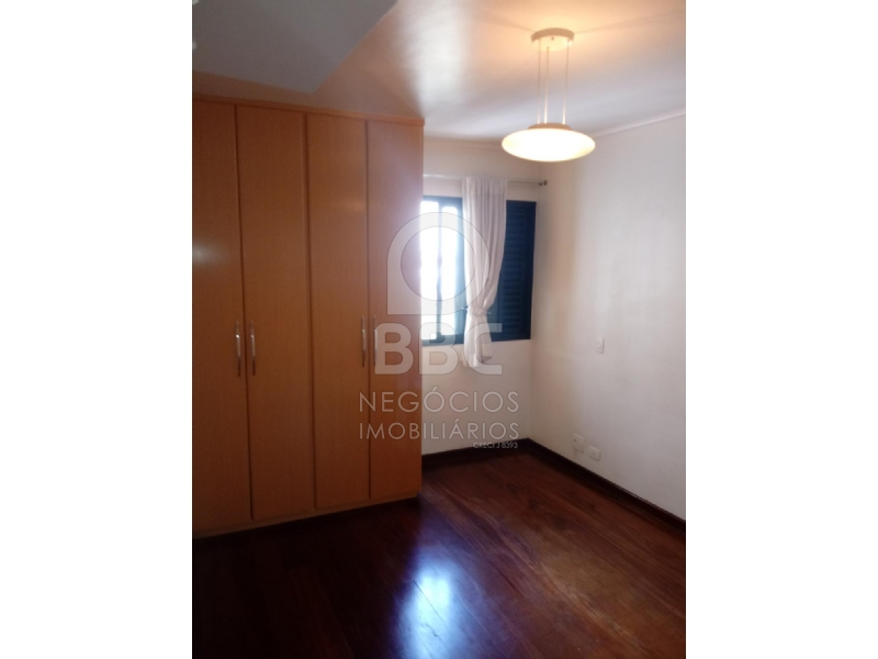 Apartamento à venda com 2 quartos, 70m² - Foto 11