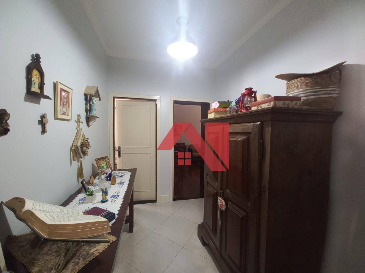 Casa à venda com 3 quartos, 500m² - Foto 47