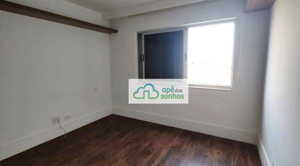 Apartamento para alugar com 3 quartos, 155m² - Foto 8