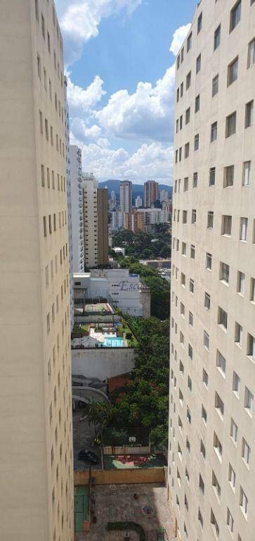 Apartamento à venda com 3 quartos, 87m² - Foto 12