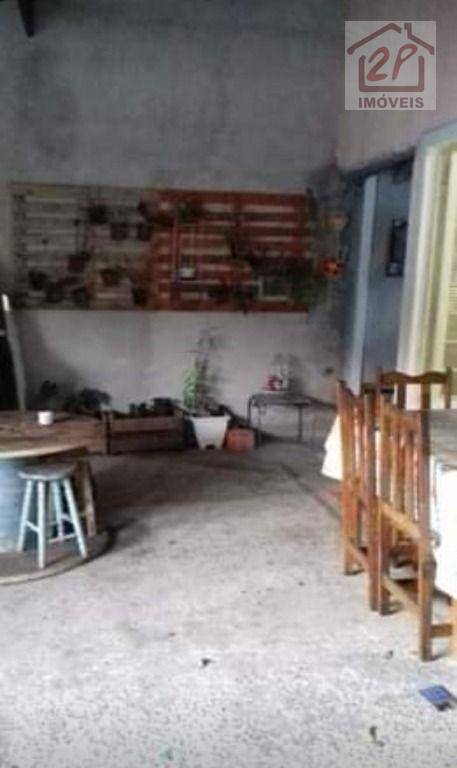 Casa à venda com 2 quartos, 100m² - Foto 6