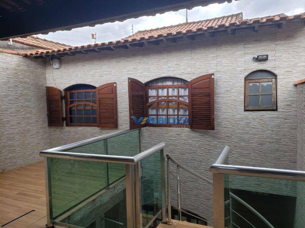 Sobrado à venda com 3 quartos, 218m² - Foto 13