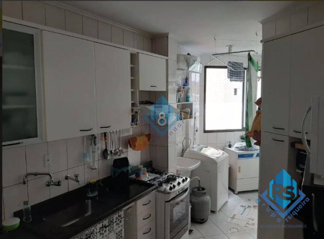 Apartamento à venda com 2 quartos, 75m² - Foto 4