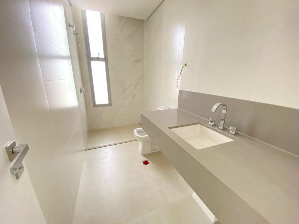 Apartamento à venda com 3 quartos, 394m² - Foto 7