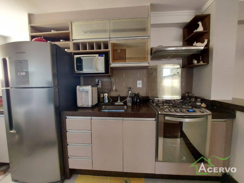 Apartamento à venda com 2 quartos, 93m² - Foto 7