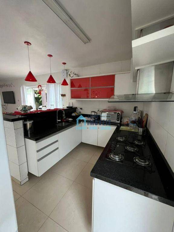 Casa à venda com 4 quartos, 228m² - Foto 6