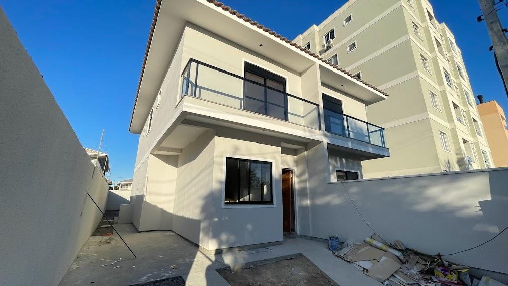 Sobrado à venda com 3 quartos, 100m² - Foto 1