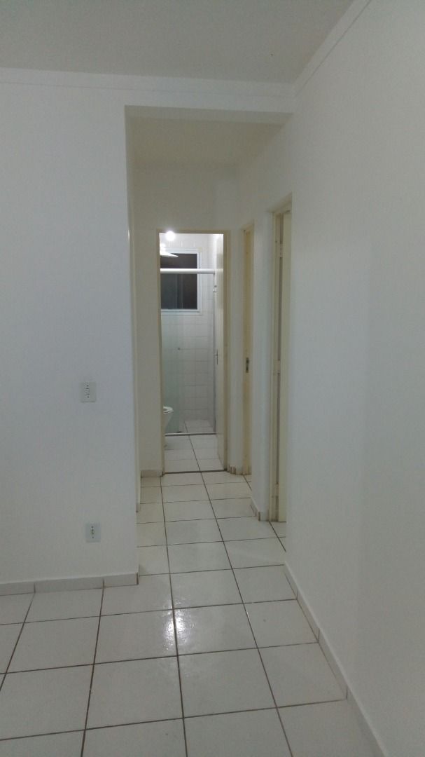 Apartamento à venda com 2 quartos, 49m² - Foto 2