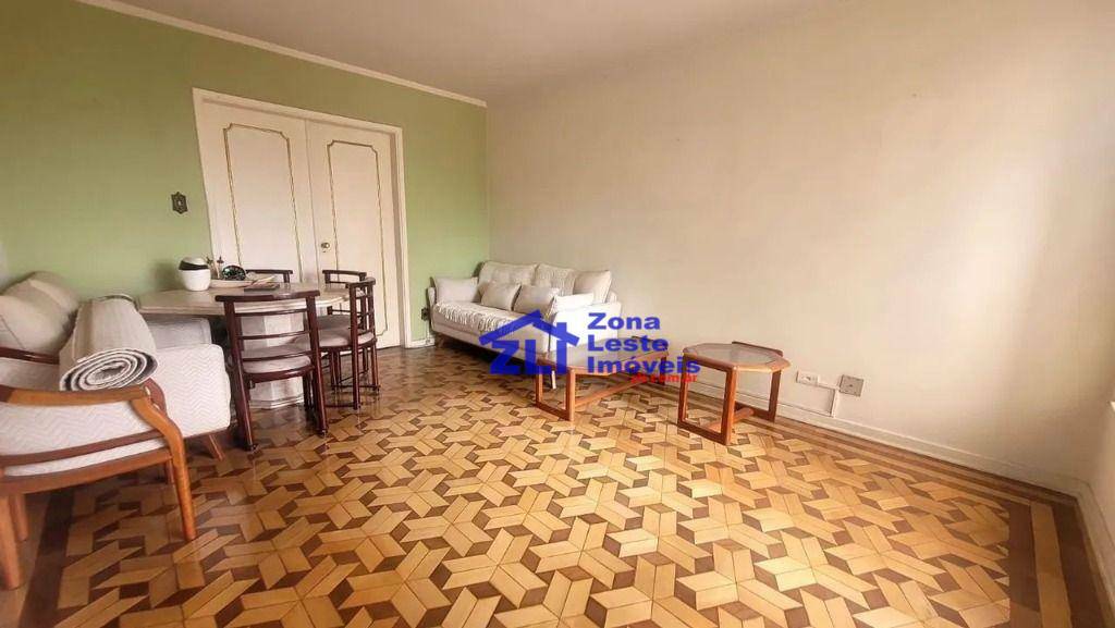 Apartamento à venda com 3 quartos, 132m² - Foto 1