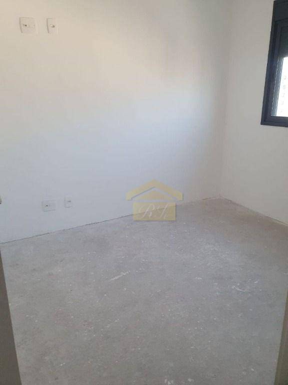 Apartamento à venda com 2 quartos, 70m² - Foto 13