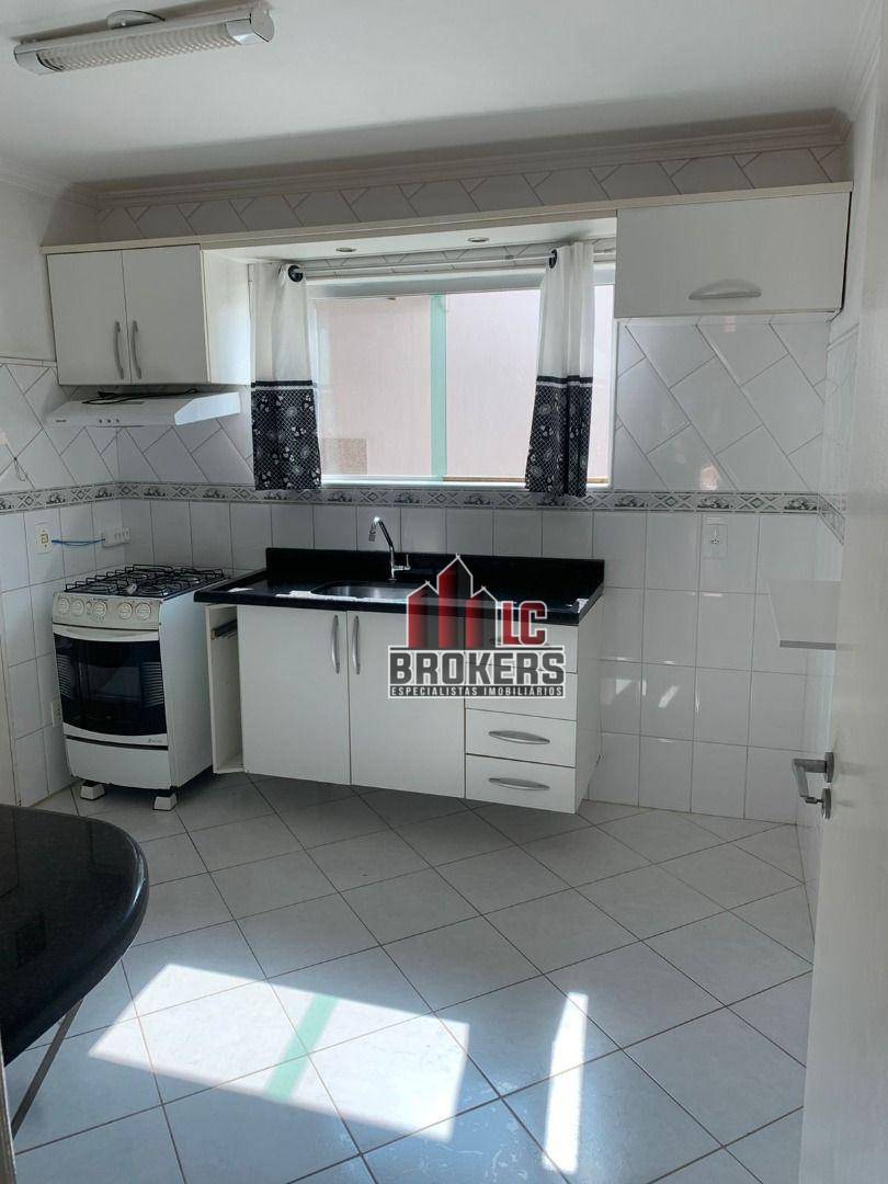 Sobrado para alugar com 3 quartos, 150m² - Foto 8