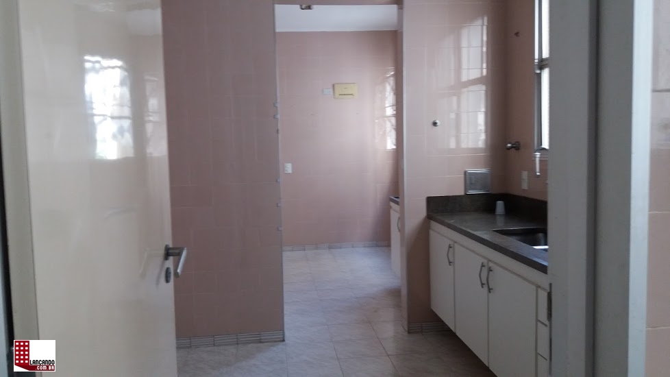 Apartamento à venda com 3 quartos, 240m² - Foto 13