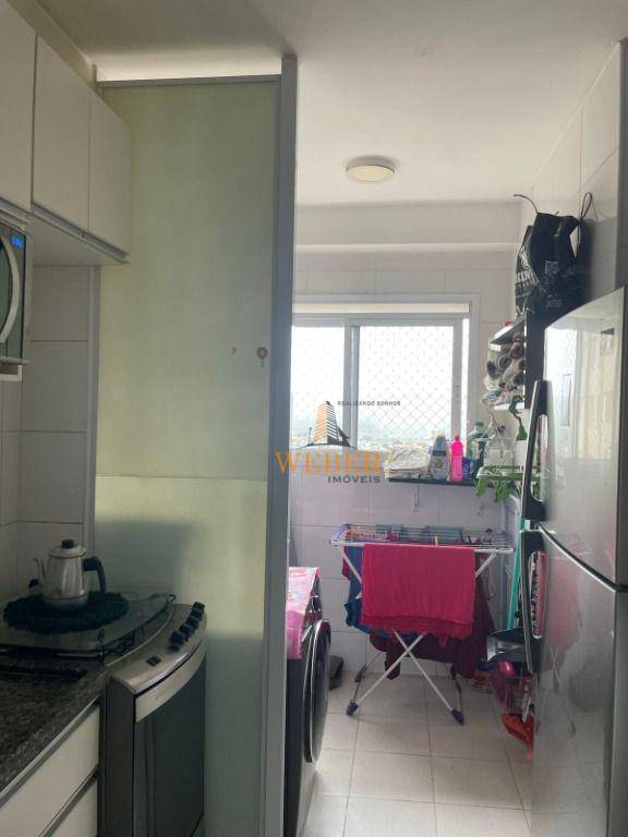 Apartamento à venda com 2 quartos, 60m² - Foto 10