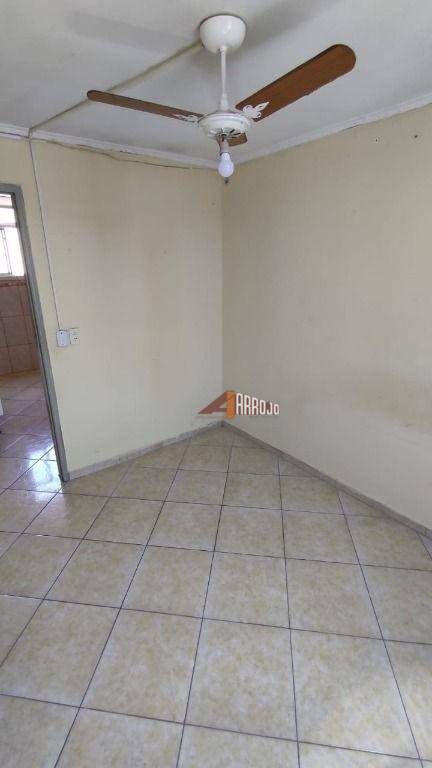 Apartamento à venda com 2 quartos, 52m² - Foto 11