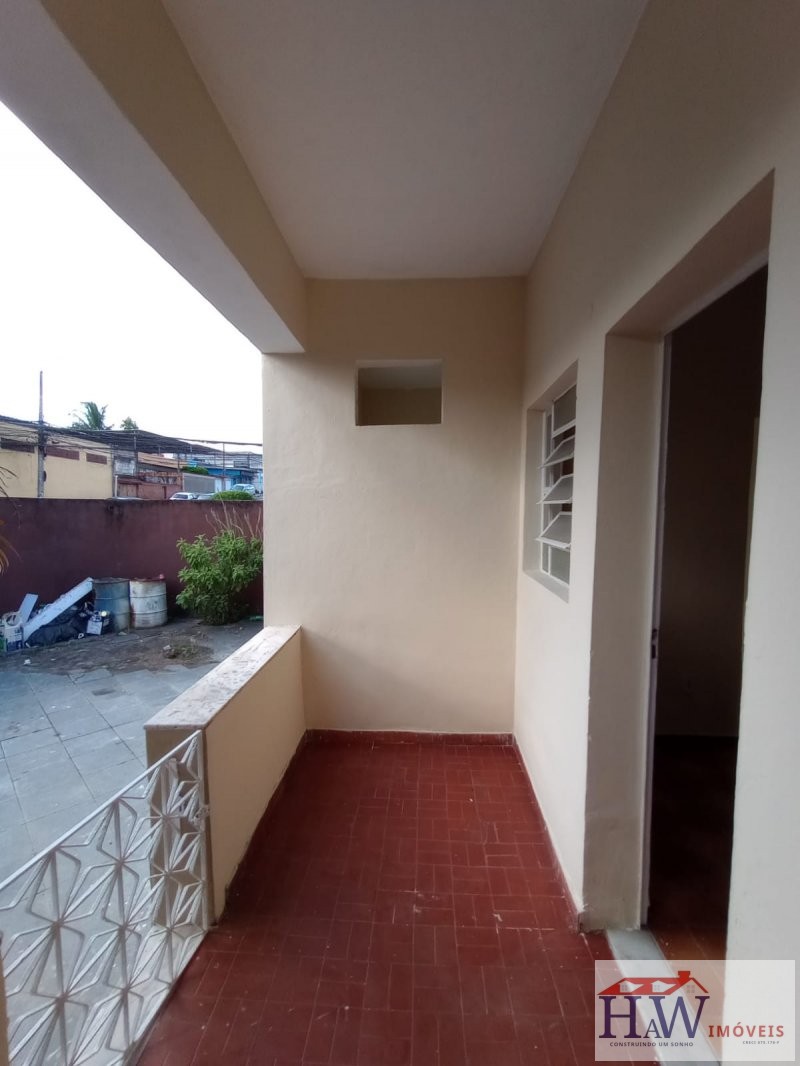 Casa para alugar com 3 quartos, 55m² - Foto 4