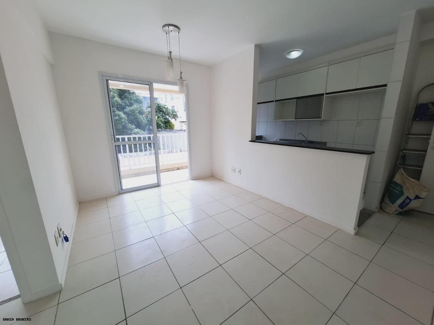 Apartamento à venda com 2 quartos, 60m² - Foto 4