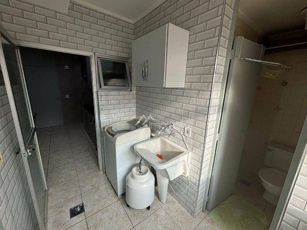 Apartamento para alugar com 3 quartos, 80m² - Foto 19