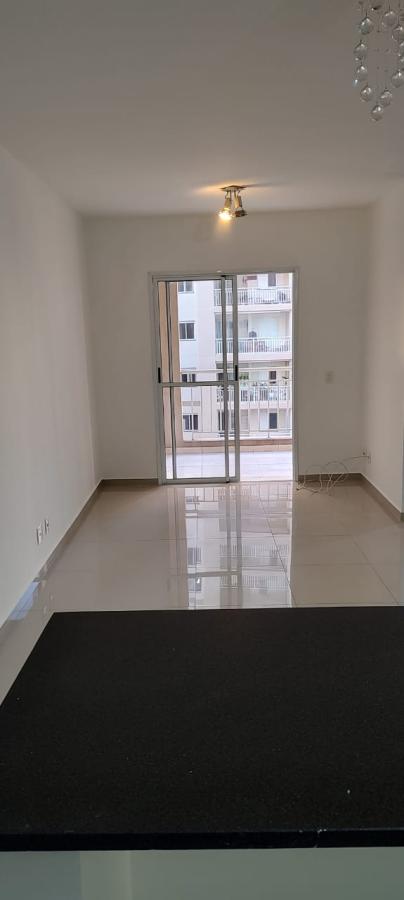 Apartamento à venda com 3 quartos, 80m² - Foto 4