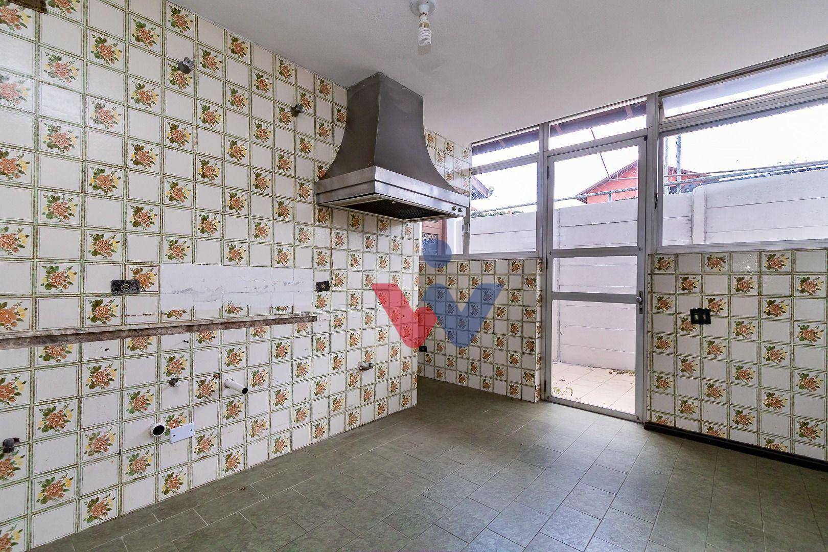 Casa à venda com 5 quartos, 1200m² - Foto 5