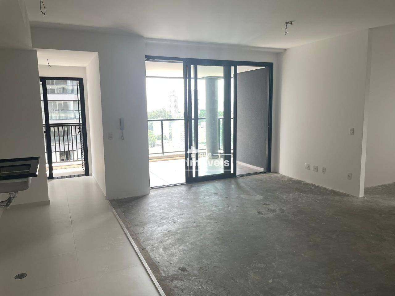 Apartamento à venda com 3 quartos, 116m² - Foto 2