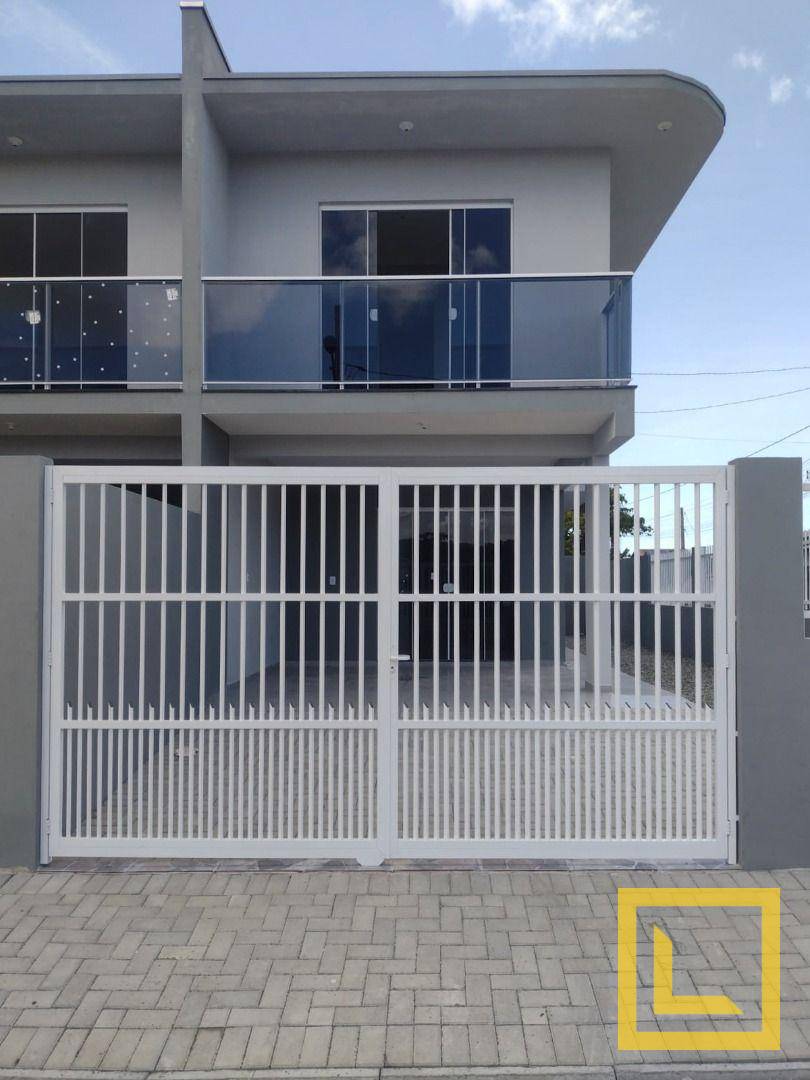 Sobrado à venda com 2 quartos, 78m² - Foto 1