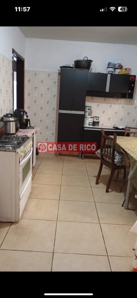 Casa à venda com 3 quartos, 100m² - Foto 6