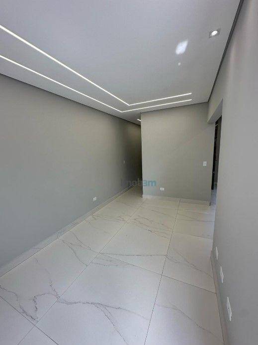 Casa à venda e aluguel com 3 quartos, 75m² - Foto 8