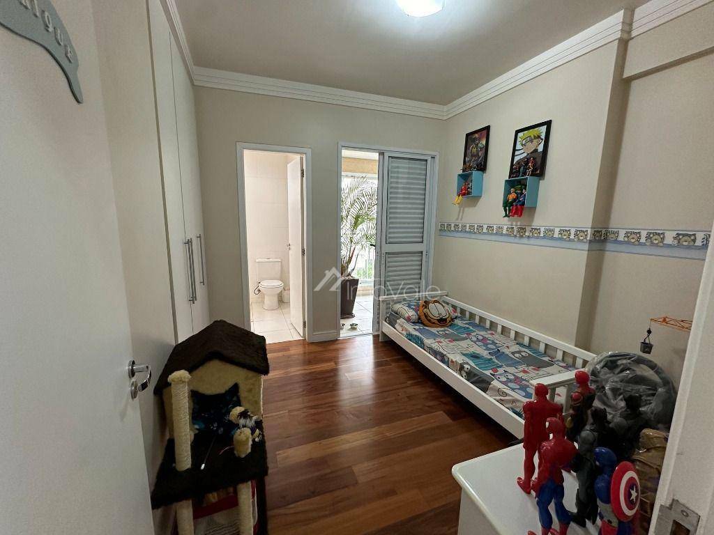 Apartamento à venda com 3 quartos, 133m² - Foto 10