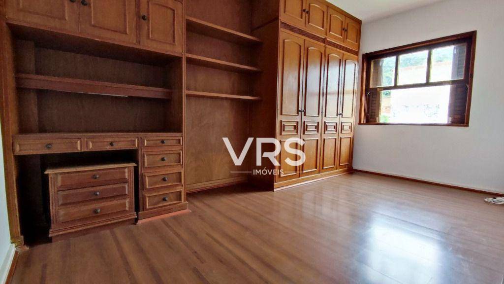 Apartamento à venda com 3 quartos, 105m² - Foto 17