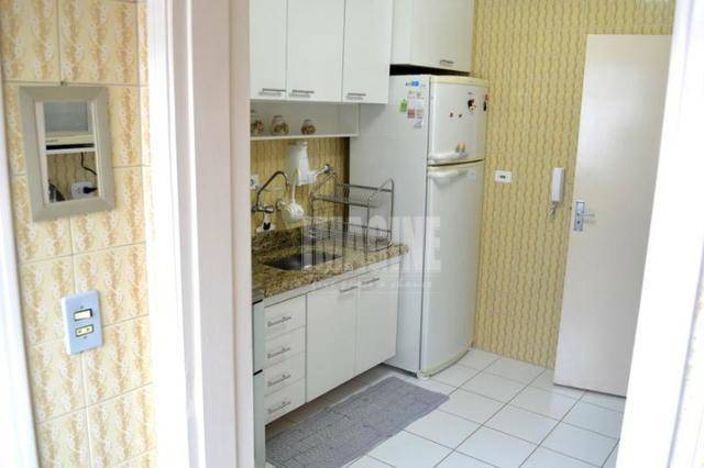 Apartamento à venda com 2 quartos, 67m² - Foto 9