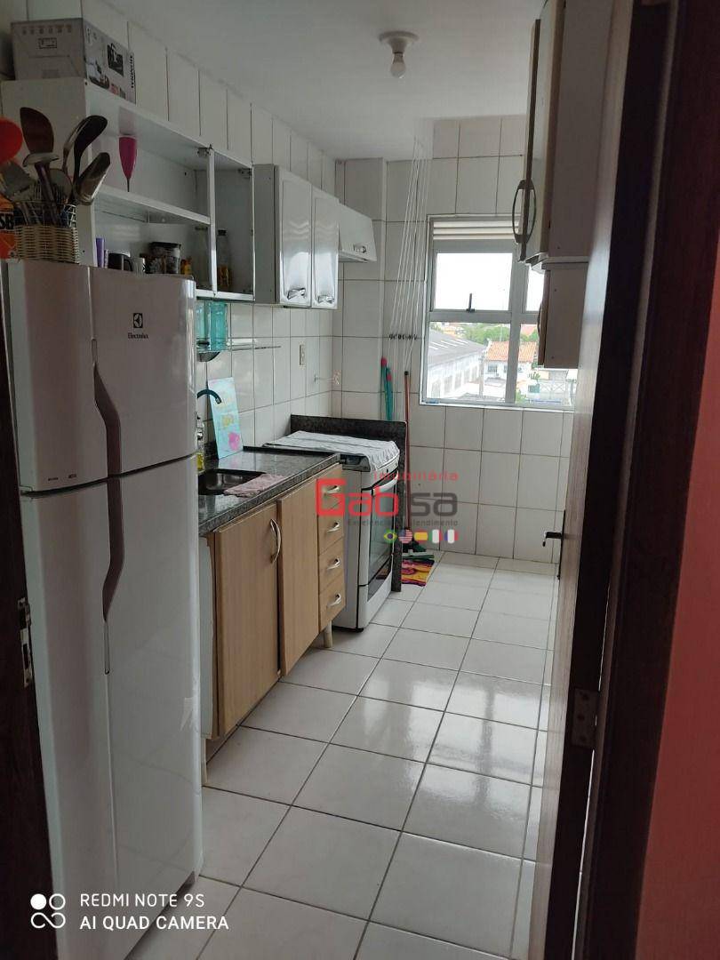 Apartamento à venda com 2 quartos, 70m² - Foto 6