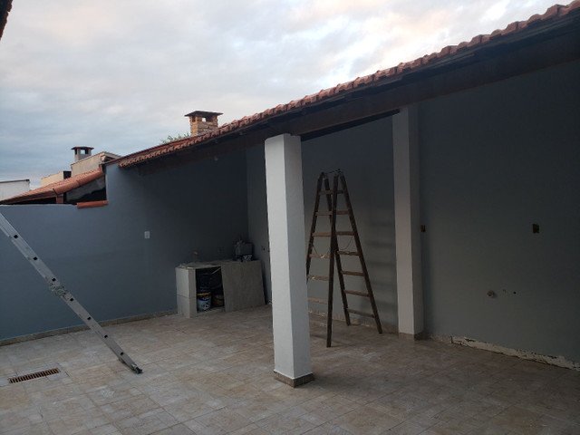 Casa à venda com 3 quartos, 100m² - Foto 4